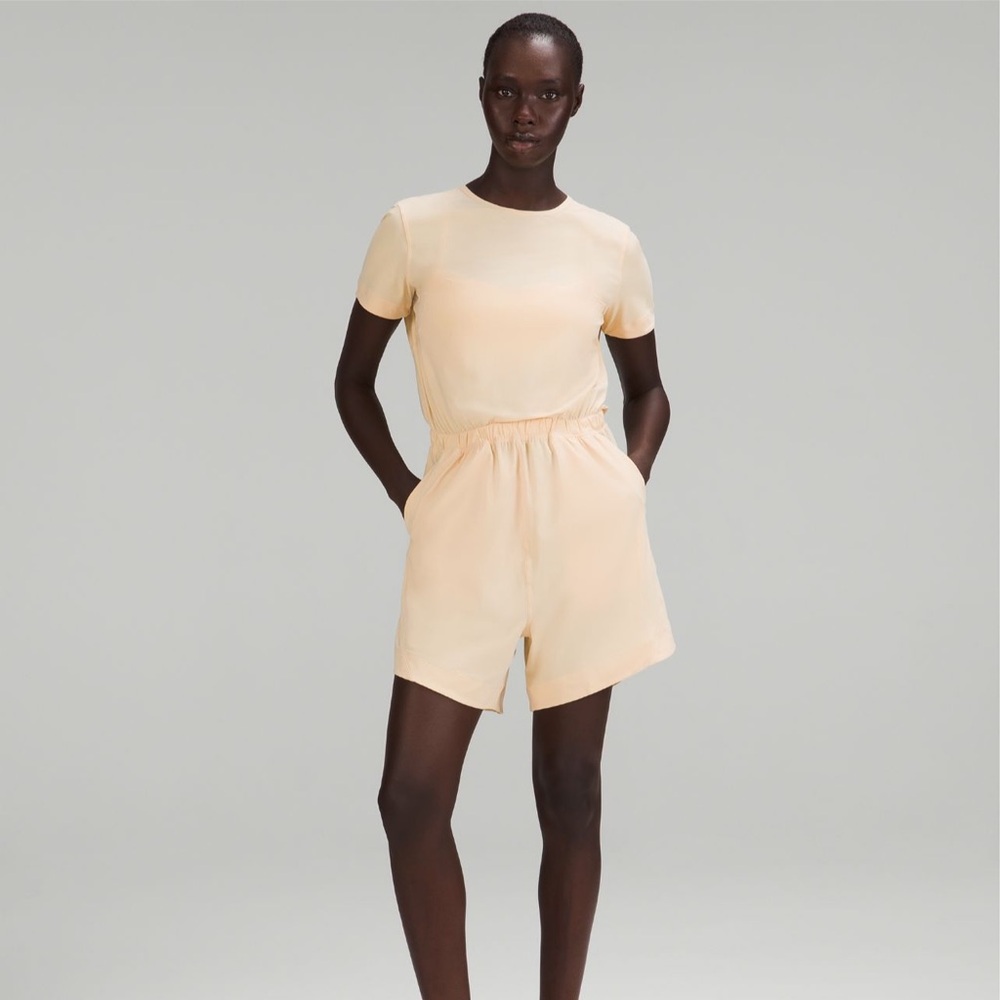 NWT Lululemon Lightweight High-Neck Romper One Piece Size 10 Prosecco